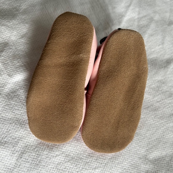 Robeez Slippers - Picture 5 of 6